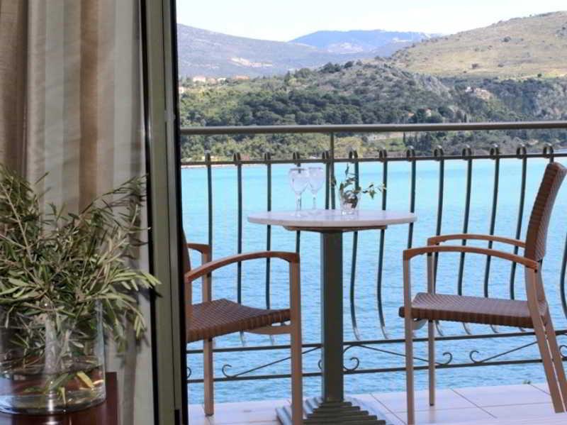 Ξενοδοχείο Tourist Boutique 3*